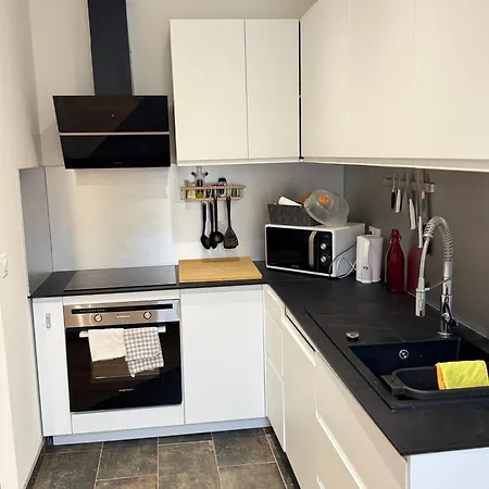 Apartment Le Marteley T4 *